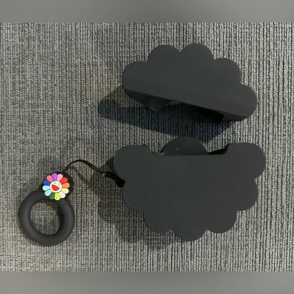 NEW SmileyFace IPod Case - Picture 4 of 4